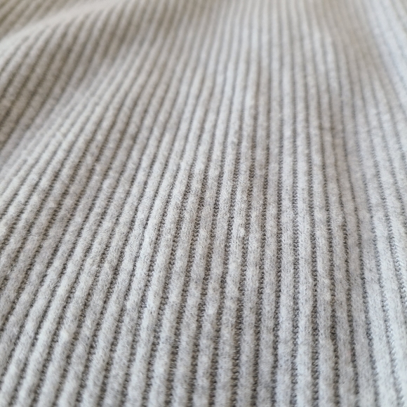 L Grey Ribbed Bodycon Dress Revamped - Picture 2 of 8